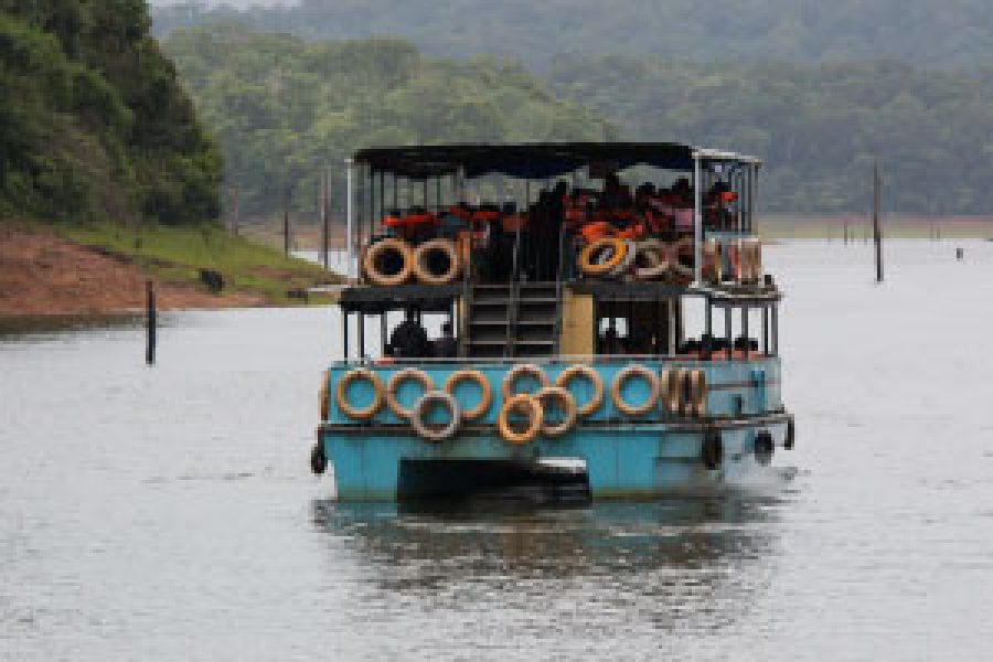 2 Days Thekkady Tour Package Rs 3900